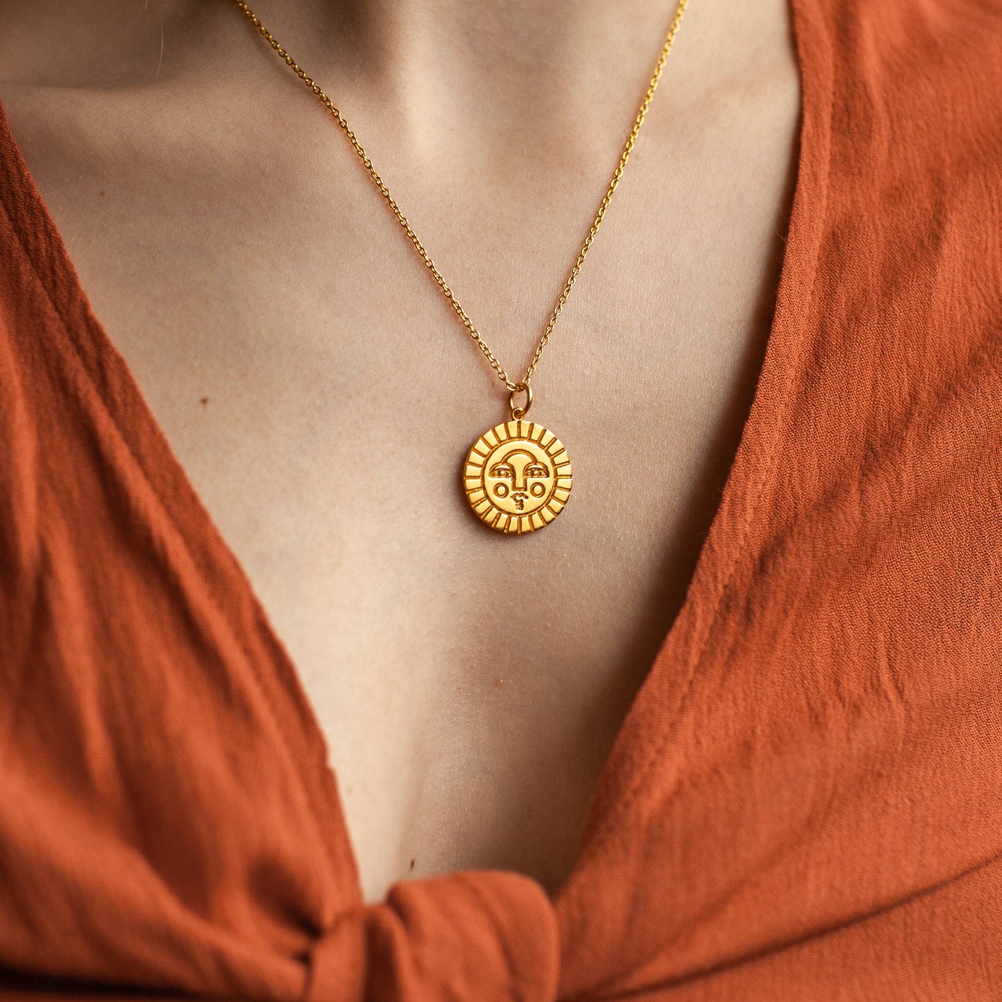 The Sol Pendant Necklace