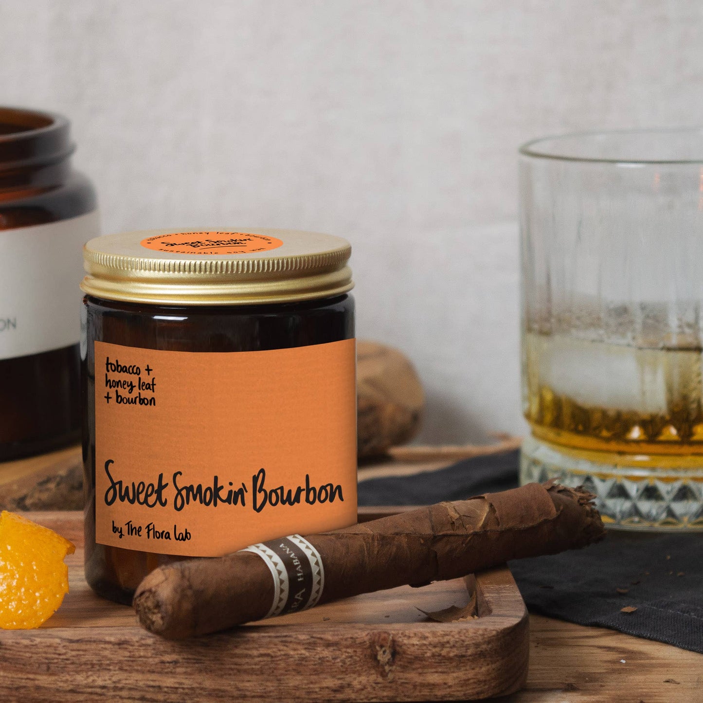 Sweet Smokin' Bourbon Candle | Tobacco, Honey Leaf, Bourbon