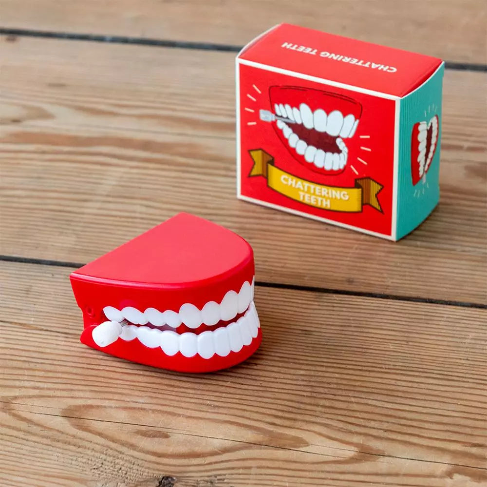 Chattering Teeth | Classic Jokes Toy