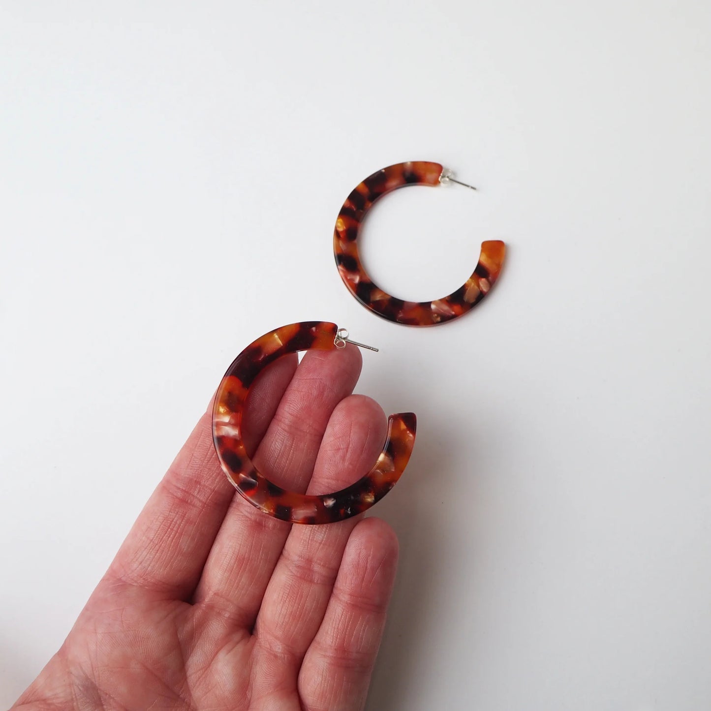 Rosa Tortoiseshell Statement Hoop Earrings