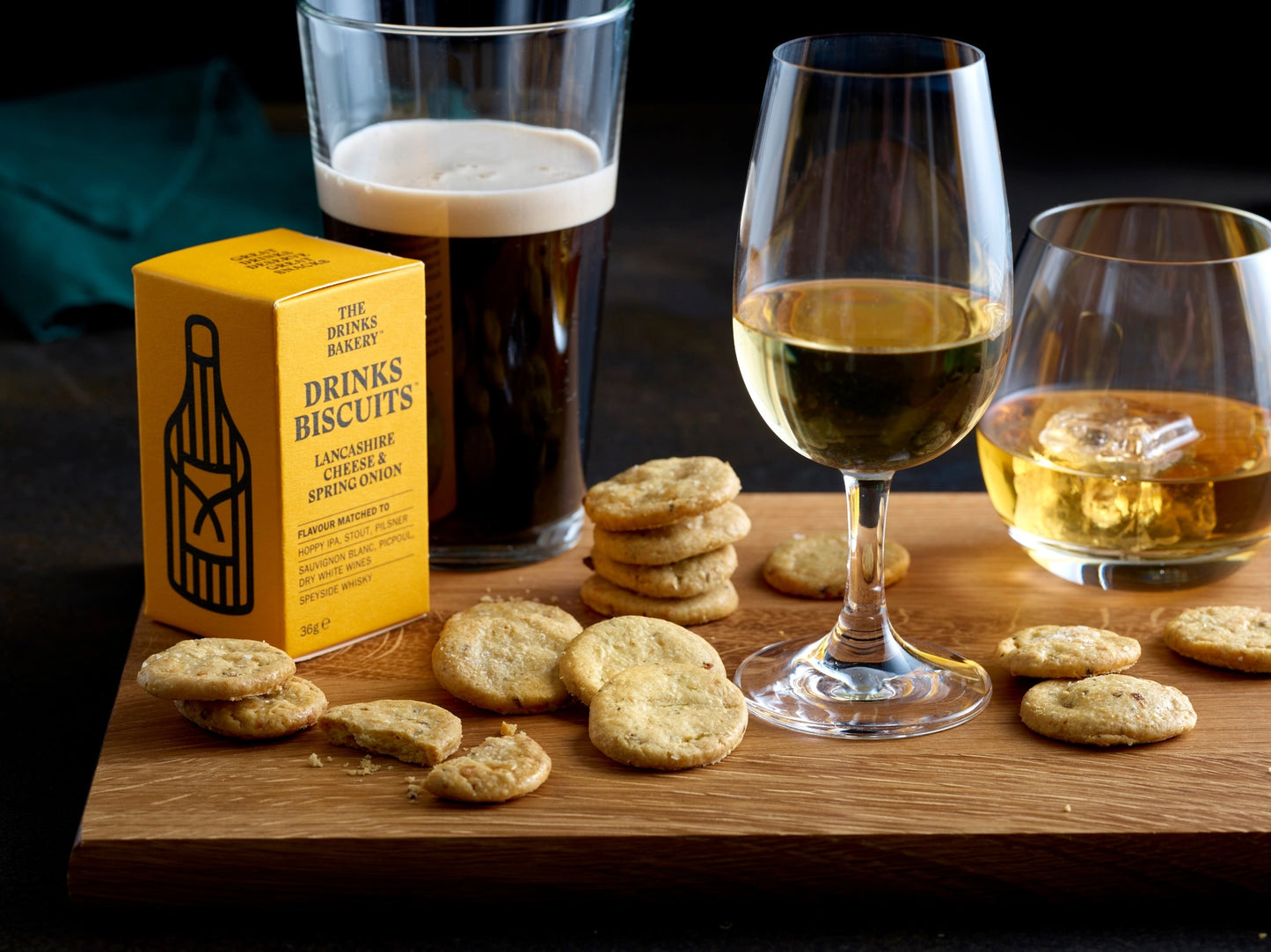 Drinks Biscuits | Lancashire Cheese & Spring Onion 110g