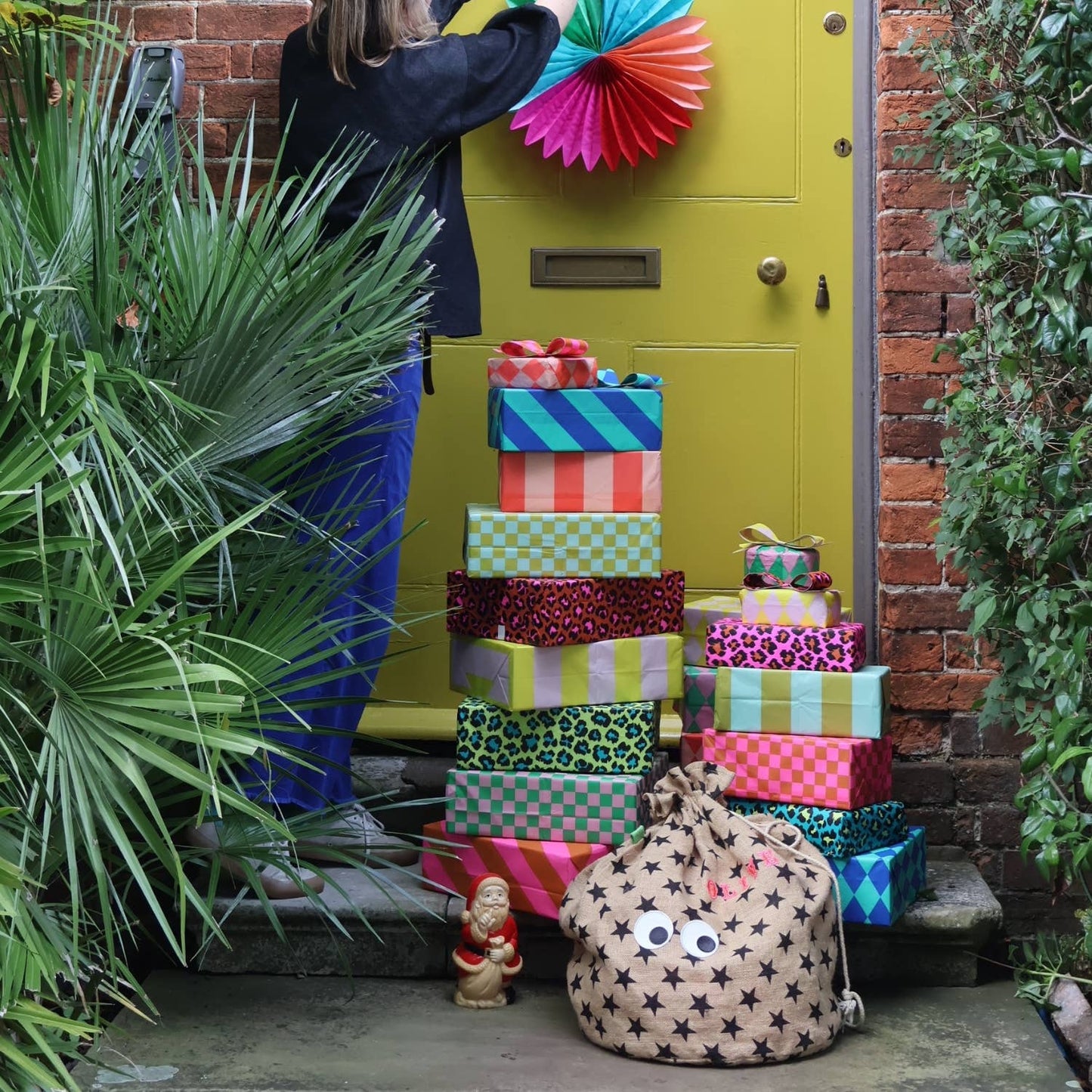 Luxury Tissue Paper | Diamond Stripe Fluoro Orange & Peach