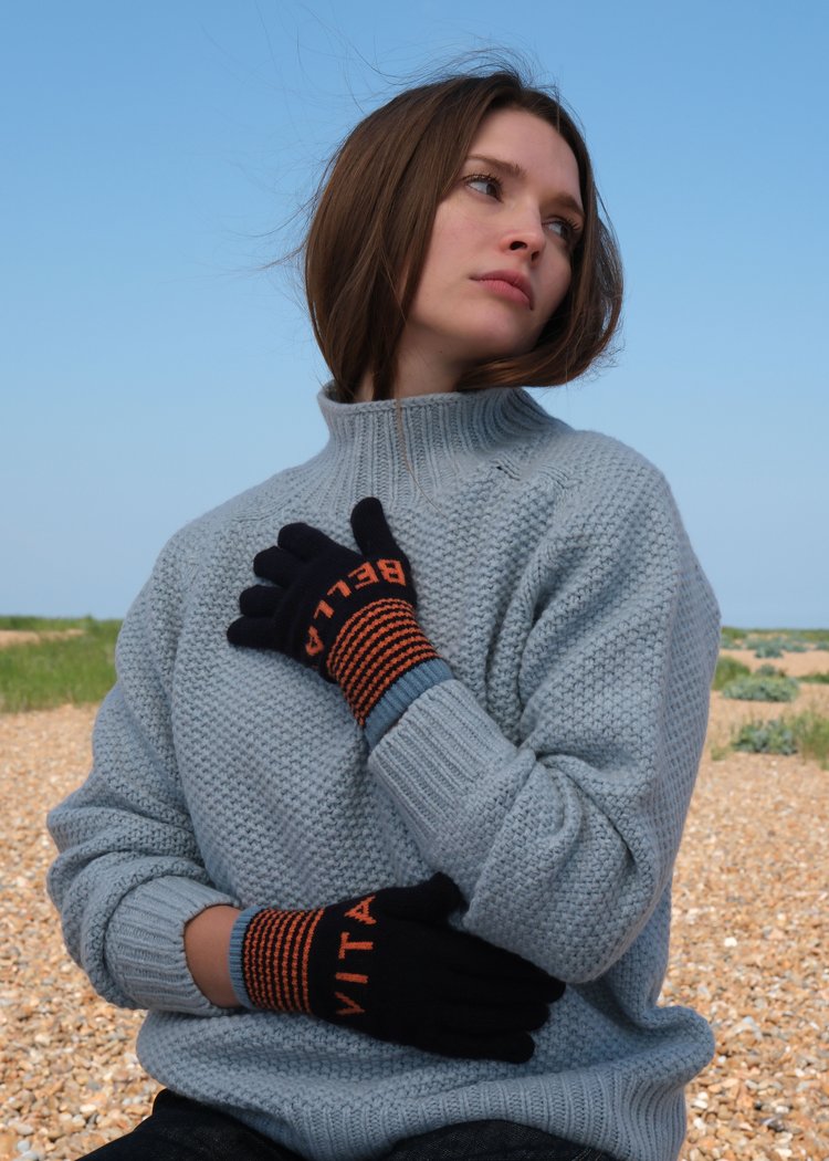 Vita Bella Gloves in Midnight Navy and Clementine